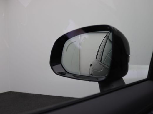 Volvo  XC90 2.0 T8 Plug-in hybrid AWD Ultra Black Edition Pano-Schuifdak, Trekhaak, 22" LM Velgen, Bower & Wi... ActivLease financial lease