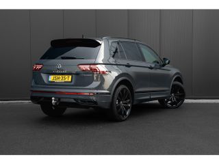 Volkswagen Tiguan 1.4 TSI eHybrid 245pk R-Line | Panoramadak | Trekhaak | 20" | Stoel & Stuurverwarming | Navigatie
