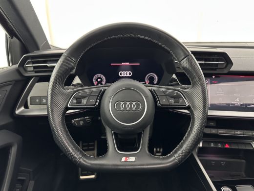 Audi A3 Limousine 35 TFSI S-Line Edition (INCL-BTW) Aut. *PANO | LEATHER-FABRIC | FULL-LED | AMBIENTLIGHT... ActivLease financial lease