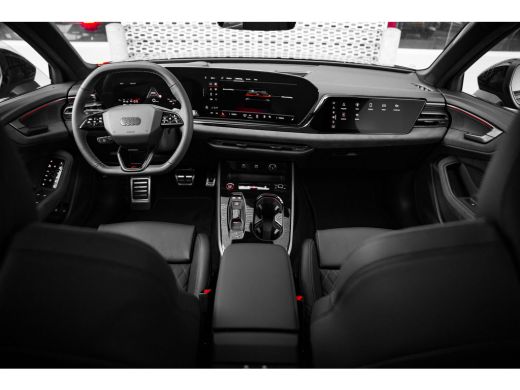 Audi A5 Avant S edition | Adaptive cruise control | Aluminium optiek in het interieur | Audi smartphone i... ActivLease financial lease