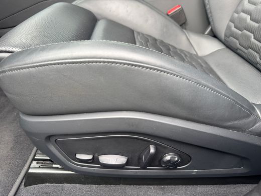 Audi e-tron GT RS 600pk | Assistentiepakket | Panoramadak | Luchtvering en automatische niveauregeling ActivLease financial lease