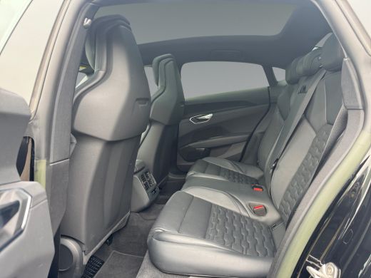 Audi e-tron GT RS 600pk | Assistentiepakket | Panoramadak | Luchtvering en automatische niveauregeling ActivLease financial lease