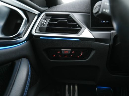 BMW i4 eDrive40 84 kWh M-Sport *M50 JAHRE* [ 3-Fase-11 kW ] {SOH-96%} (INCL-BTW) *LEATHER-ALCANTARA | FU... ActivLease financial lease