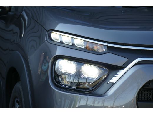 Citroën C3 1.2 PURETECH 82PK 5-DRS MAX / NAVI / CLIMA / LED / PDC / 16"LMV / CAMERA / BLUETOOTH / CRUISECONT... ActivLease financial lease