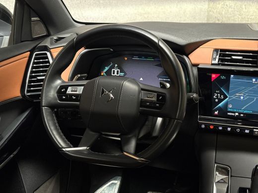 DS DS 7 E-Tense 4x4 Performance Sport 300Pk Automaat (PANORAMADAK, APPLE CARPLAY, GROOT NAVI, STOELKOELIN... ActivLease financial lease