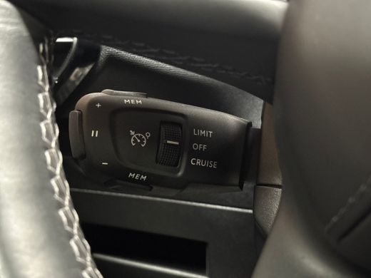 DS DS 7 E-Tense 4x4 Performance Sport 300Pk Automaat (PANORAMADAK, APPLE CARPLAY, GROOT NAVI, STOELKOELIN... ActivLease financial lease