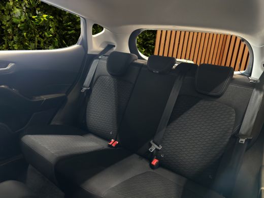 Ford Fiesta 1.0 EcoBoost Hybrid Titanium | Navigatie | Climate | Cruise ActivLease financial lease