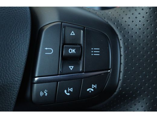 Ford Focus 1.0 Hybrid ST Line | Winterpakket | Climate | Cruise | DAB | Keyless | LMV 17" | PDC V+A | Navi |... ActivLease financial lease