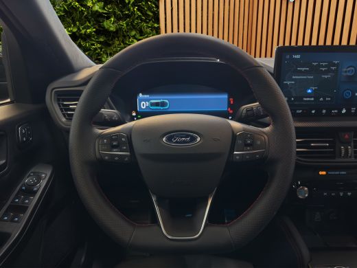 Ford Kuga 2.5 PHEV ST-Line X | B&O audio | 360 Cam | Pano | Adaptive Cruise | Memory ActivLease financial lease