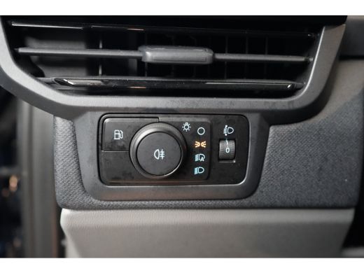 Ford Tourneo Custom Custom 340 2.5 PHEV Sport 233pk | 8 Persoons | Elekt. Trekhaak | Winterpack | 4 jaar garantie ActivLease financial lease