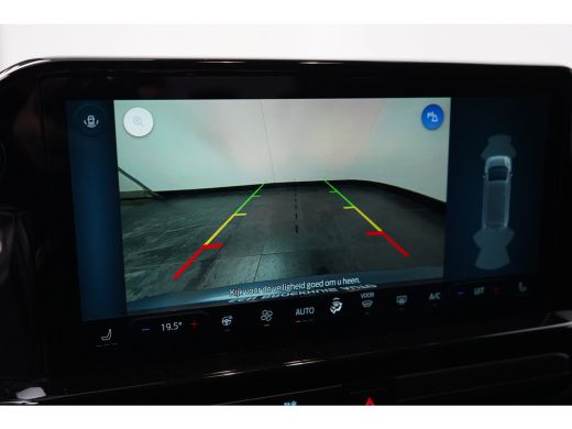 Ford Tourneo Custom Custom 340 2.5 PHEV Sport 233pk | 8 Persoons | Elekt. Trekhaak | Winterpack | 4 jaar garantie ActivLease financial lease