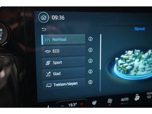 Ford Tourneo Custom Custom 340 2.5 PHEV Sport 233pk | 8 Persoons | Elekt. Trekhaak | Winterpack | 4 jaar garantie ActivLease financial lease