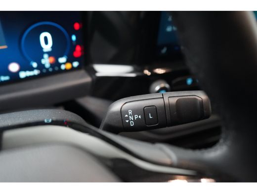 Ford Tourneo Custom Custom 340 2.5 PHEV Sport 233pk | 8 Persoons | Elekt. Trekhaak | Winterpack | 4 jaar garantie ActivLease financial lease