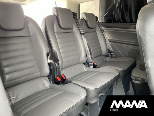 Ford Transit Custom Tourneo 310 2.0 TDCI L2H1 8 persoons! Automaat Trekhaak Camera Navi Carplay EX BTW/BPM ActivLease financial lease