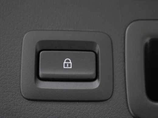 Mazda CX-30 2.0 e-SkyActiv-G M Hybrid Comfort | Leder | Stoel & Stuurverwarming | Adaptive Cruise | Trekhaak ... ActivLease financial lease