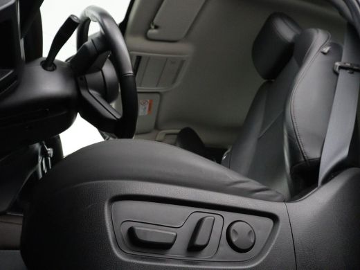 Mazda CX-30 2.0 e-SkyActiv-G M Hybrid Comfort | Leder | Stoel & Stuurverwarming | Adaptive Cruise | Trekhaak ... ActivLease financial lease