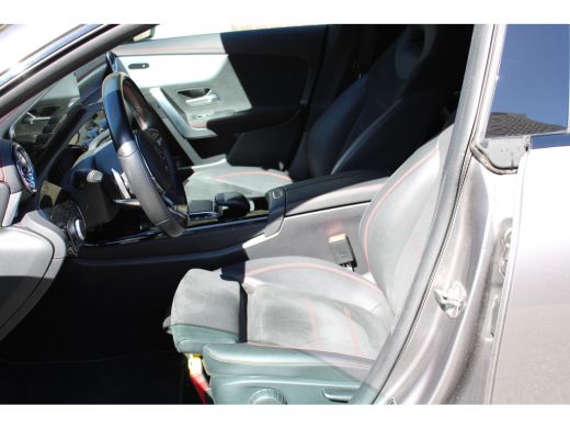 Mercedes-Benz CLA Shooting Brake 250 e AMG Line PHEV SFEER LED NAVI CAMERA 47000KM!!! ActivLease financial lease