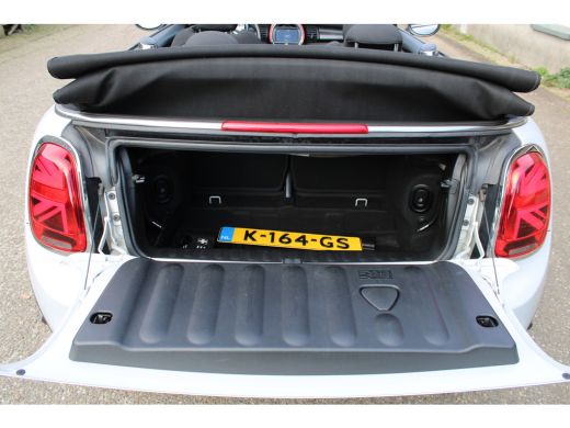 Mini Cooper S Cabrio 2.0 Cooper S 192Pk JCW AUTOMAAT XENON UNION JACK NAVI ECC 96000KM!!! ActivLease financial lease