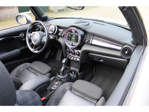 Mini Cooper S Cabrio 2.0 Cooper S 192Pk JCW AUTOMAAT XENON UNION JACK NAVI ECC 96000KM!!! ActivLease financial lease