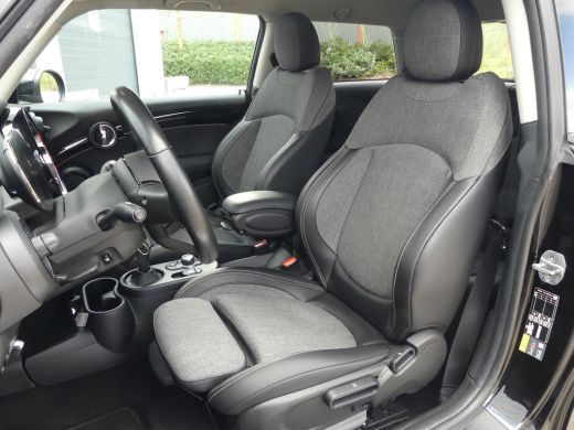 Mini Electric Business Edition 33 kWh | SOH 97% | STUUR+STOELVERWARMING | PARKEERSENSOREN ACHTER | APPLE CARPLA... ActivLease financial lease