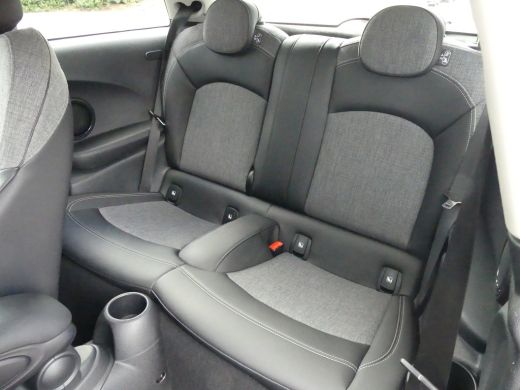 Mini Electric Business Edition 33 kWh | SOH 97% | STUUR+STOELVERWARMING | PARKEERSENSOREN ACHTER | APPLE CARPLA... ActivLease financial lease