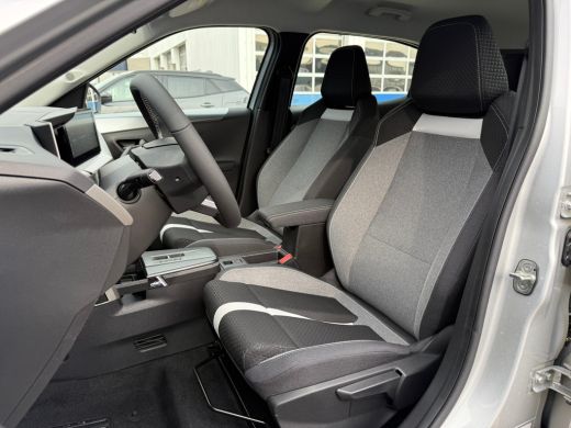 Opel Frontera 1.2 Hybrid 145 Edition Automaat | Achteruitrijcamera | Stoelverwarming | Stuurwielverwarming | Dr... ActivLease financial lease