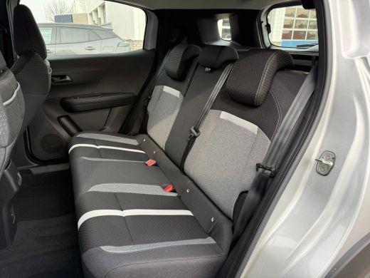 Opel Frontera 1.2 Hybrid 145 Edition Automaat | Achteruitrijcamera | Stoelverwarming | Stuurwielverwarming | Dr... ActivLease financial lease