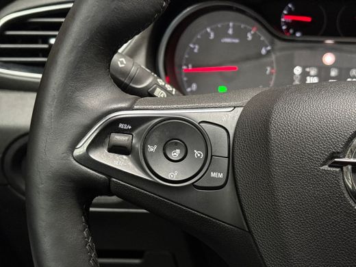 Opel Grandland X 1.2 Turbo Sport (APPLE CARPLAY, GROOT NAVI, CLIMATE, STUUR/STOELVERWARMING, KEYLESS, CAMERA, SPOR... ActivLease financial lease