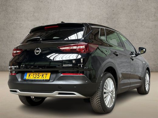 Opel Grandland X 1.2 Turbo Sport (APPLE CARPLAY, GROOT NAVI, CLIMATE, STUUR/STOELVERWARMING, KEYLESS, CAMERA, SPOR... ActivLease financial lease