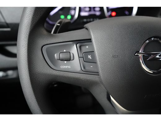 Opel Vivaro L2 177pk Automaat | Navi | Camera | Cruise control | Airco | 3 - zitpl. | stoelverw. | LMV | ActivLease financial lease