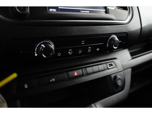 Opel Vivaro L2 177pk Automaat | Navi | Camera | Cruise control | Airco | 3 - zitpl. | stoelverw. | LMV | ActivLease financial lease