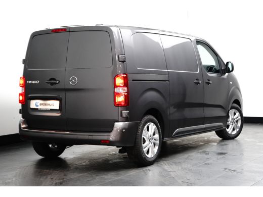 Opel Vivaro L2 177pk Automaat | Navi | Camera | Cruise control | Airco | 3 - zitpl. | stoelverw. | LMV | ActivLease financial lease