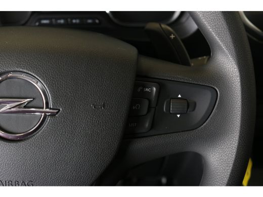 Opel Vivaro L2 177pk Automaat | Navi | Camera | Verw. stoelen | Airco | 3-zitplaatsen | ActivLease financial lease