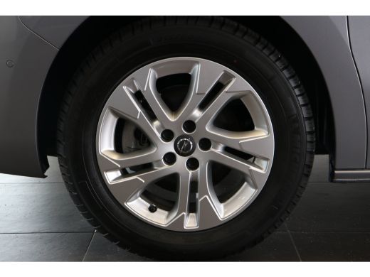 Opel Vivaro L2 177pk Automaat | Navi | Camera | Verw. stoelen | Airco | 3-zitplaatsen | ActivLease financial lease