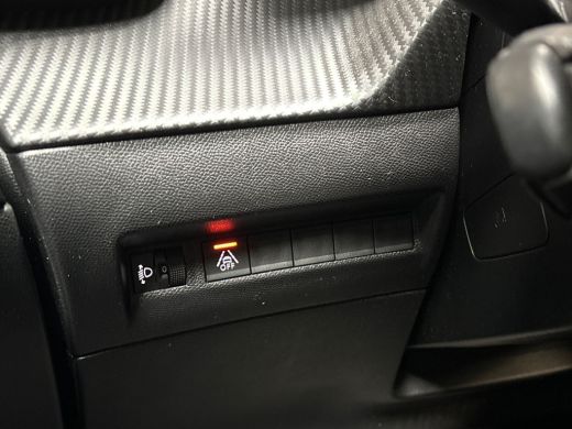 Peugeot 2008 1.2 PureTech Allure Sport (VIRTUAL COCKPIT, APPLE CARPLAY, 360 CAMERA, LEDER, KEYLESS, SPORTSTOEL... ActivLease financial lease