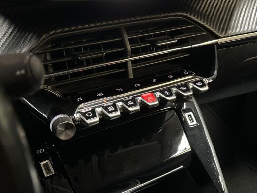 Peugeot 2008 1.2 PureTech Allure Sport (VIRTUAL COCKPIT, APPLE CARPLAY, 360 CAMERA, LEDER, KEYLESS, SPORTSTOEL... ActivLease financial lease