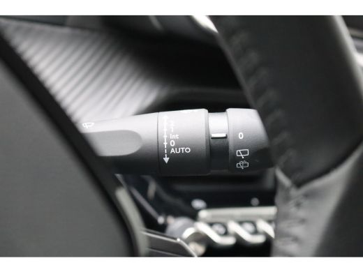 Peugeot 208 1.2 PureT. 100PK Allure Carplay-android/Parkeerhulp/Cruise-control ActivLease financial lease