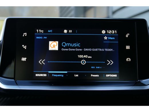 Peugeot 208 1.2 PURETECH 100PK ALLURE PACK / NAVI / CLIMA / LED / PDC / CAMERA / 16" LMV / WINTERPAKKET / 1E ... ActivLease financial lease