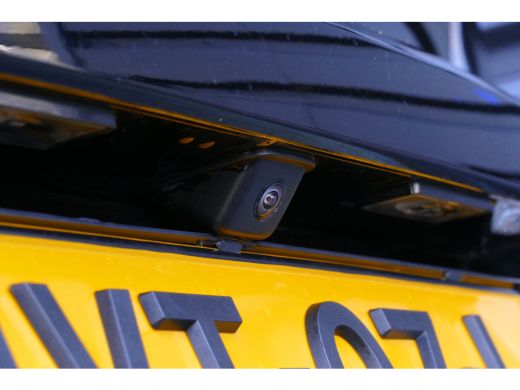 Peugeot 208 1.2 PURETECH 100PK ALLURE PACK / NAVI / CLIMA / LED / PDC / CAMERA / 16" LMV / WINTERPAKKET / 1E ... ActivLease financial lease