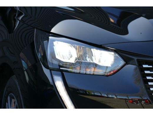 Peugeot 208 1.2 PURETECH 100PK ALLURE PACK / NAVI / CLIMA / LED / PDC / CAMERA / 16" LMV / WINTERPAKKET / 1E ... ActivLease financial lease