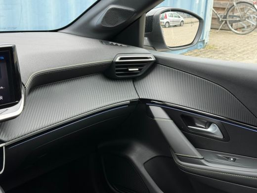 Peugeot 208 1.2 Hybrid GT Automaat | 360 camera | Keyless | led verichting interieur | Apple carplay & Androi... ActivLease financial lease