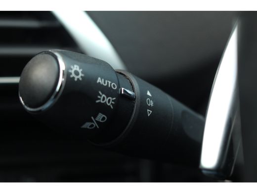 Peugeot 3008 1.2 GT | Afn. Trekhaak | Drive Assist | Elek. Achterklep | Keyless | Leer/Alcantara | Carplay | D... ActivLease financial lease