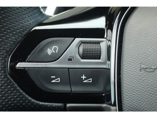Peugeot 3008 1.2 GT | Afn. Trekhaak | Drive Assist | Elek. Achterklep | Keyless | Leer/Alcantara | Carplay | D... ActivLease financial lease