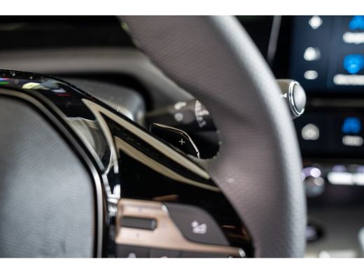 Peugeot 308 GT Plug-in Hybrid 195pk | 360 Vision & Drive Assist Plus Pack | Bekleding Alcantara/kunstleder | ... ActivLease financial lease