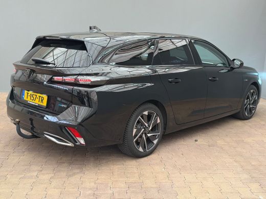 Peugeot 308 SW 1.6 Plug-In HYbrid 180 Allure Pack Business | Afn. Trekhaak | AllSeason | Navigatie | AGR-Comf... ActivLease financial lease