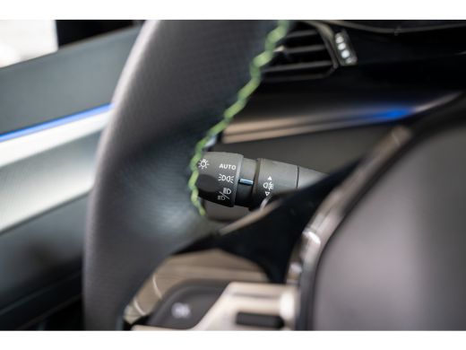 Peugeot 408 GT Exclusive - Elektrisch | 19" lichtmetalen velgen 'GRAPHITE' | Achteruitrijcamera 360&deg; Visiopar... ActivLease financial lease