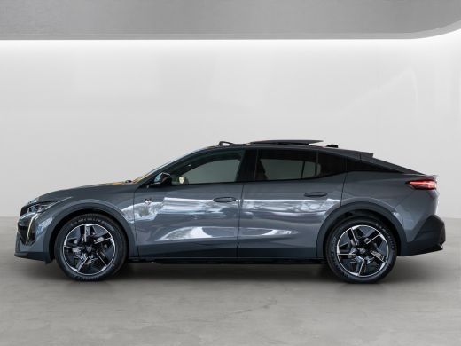 Peugeot 408 GT Exclusive - Elektrisch | 19" lichtmetalen velgen 'GRAPHITE' | Achteruitrijcamera 360&deg; Visiopar... ActivLease financial lease
