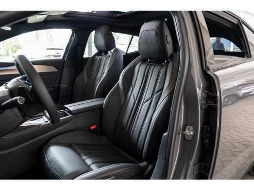 Peugeot 408 GT Exclusive - Elektrisch | 19" lichtmetalen velgen 'GRAPHITE' | Achteruitrijcamera 360&deg; Visiopar... ActivLease financial lease