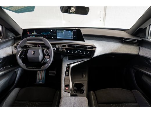 Peugeot e-5008 GT Avantage EV 73kWh 210 | 2 stoelen op derde rij | Achterstoelen verwarmd | Achteruitrijcamera ActivLease financial lease