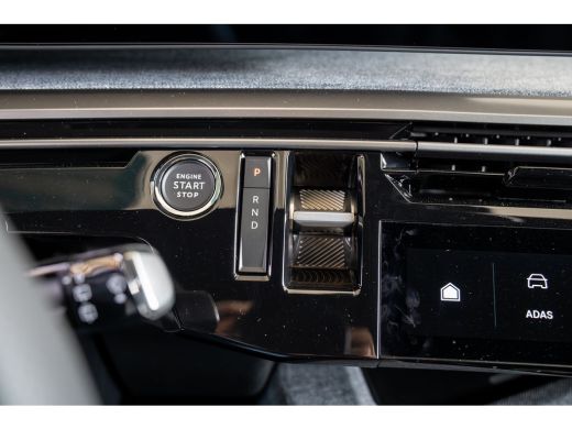 Peugeot e-5008 GT Avantage EV 73kWh 210 | 2 stoelen op derde rij | Achterstoelen verwarmd | Achteruitrijcamera ActivLease financial lease